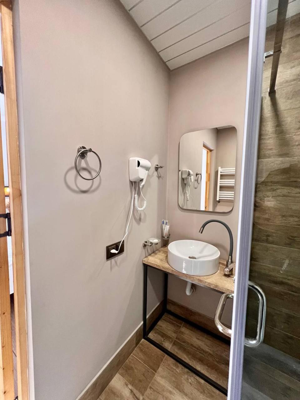 Aparthotel Sargsyan Eco House à Sevan Chambre photo