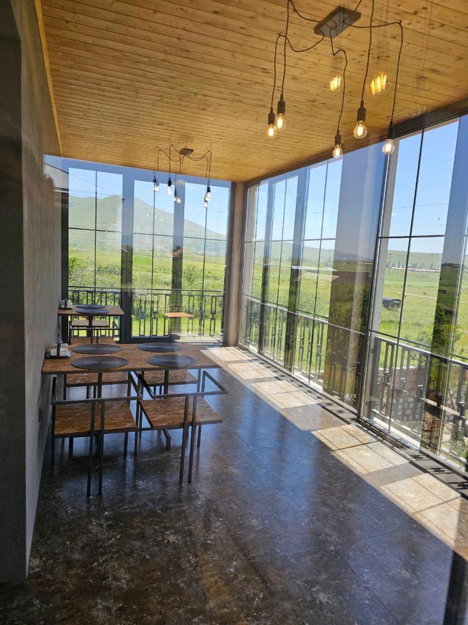 Aparthotel Sargsyan Eco House à Sevan Extérieur photo
